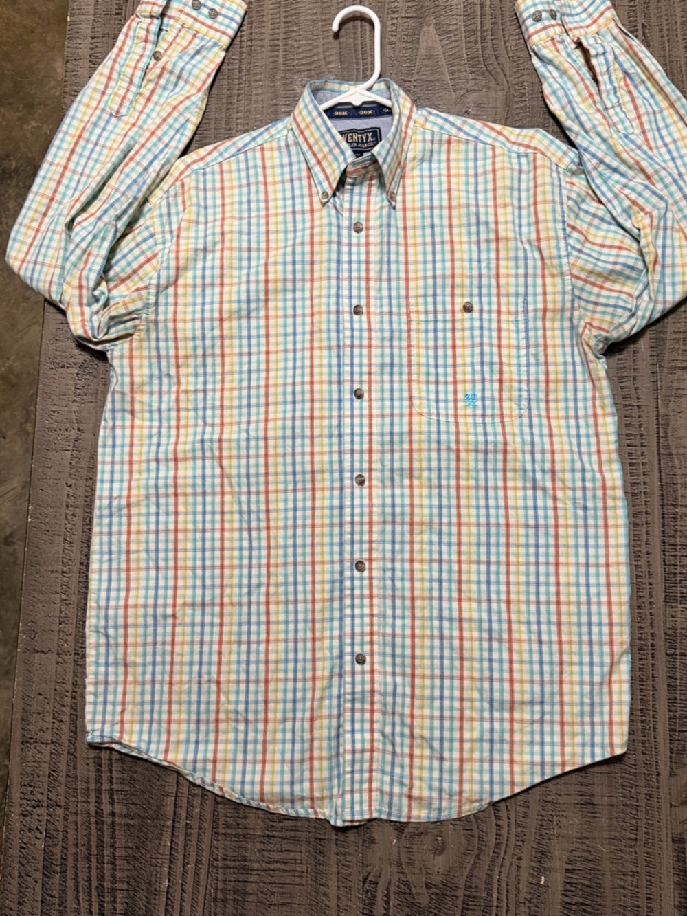 Wrangler 20x Men’s Pastel Plaid Long-Sleeve Button-Down Shirt